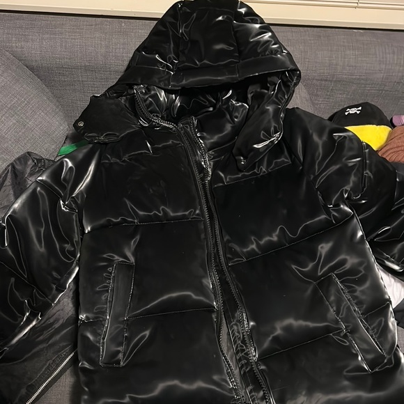 Garage Jackets & Blazers - Garage perfect puff